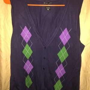 Purple argyle vest.